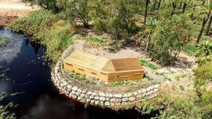 פארק ביצות כנרת – מבנה ייעודי לתצפית על עופות וחיות המים | אבי אריש, רשות ניקוז ונחלים כנרת