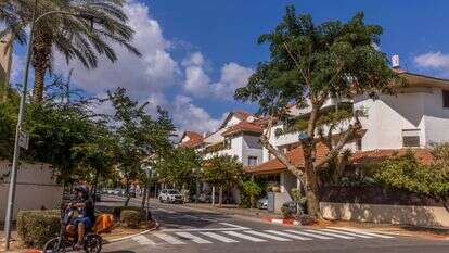 העיר החילונית בחרה דווקא ברב חרדי. הוד השרון | יוסי אלוני