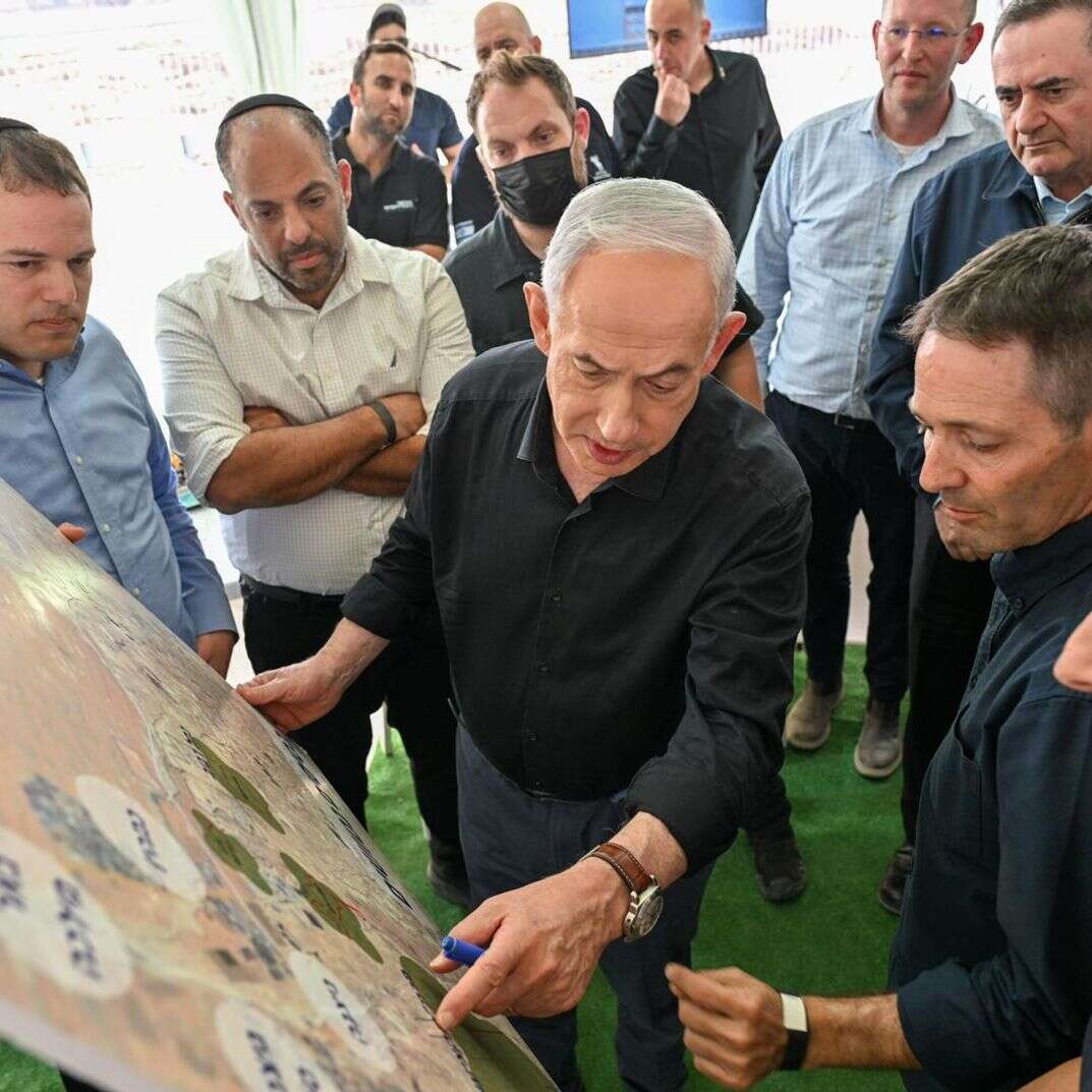 רה"מ נתניהו במהלך הסיור בנגב | קובי גדעון, לע"מ רה"מ נתניהו במהלך הסיור בנגב | קובי גדעון, לע"מ