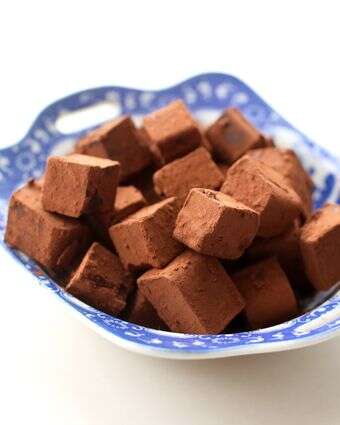 טראפלס שוקולד וצ׳אי | אפרת ליכטנשטט