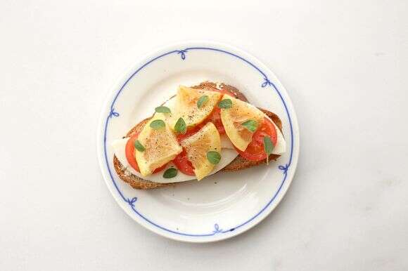 כריך עם לימונים כבושים | אפרת ליכטנשטט