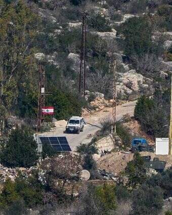 חיילי צבא לבנון וכוח או"ם סמוך לגבול אתמול, אחרי שממשלת לבנון הכריזה שהשלימה את פירוק חיזבאללה מנשקו בדרום המדינה | אייל מרגולין, ג'יני