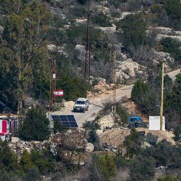 חיילי צבא לבנון וכוח או"ם סמוך לגבול אתמול, אחרי שממשלת לבנון הכריזה שהשלימה את פירוק חיזבאללה מנשקו בדרום המדינה | אייל מרגולין, ג'יני חיילי צבא לבנון וכוח או"ם סמוך לגבול אתמול, אחרי שממשלת לבנון הכריזה שהשלימה את פירוק חיזבאללה מנשקו בדרום המדינה | אייל מרגולין, ג'יני