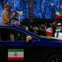 הפגנה נגד המשטר האיראני מחוץ לשגרירות איראן בלונדון | AFP