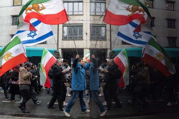 הפגנות נגד המשטר האיראני בגרמניה | EPA