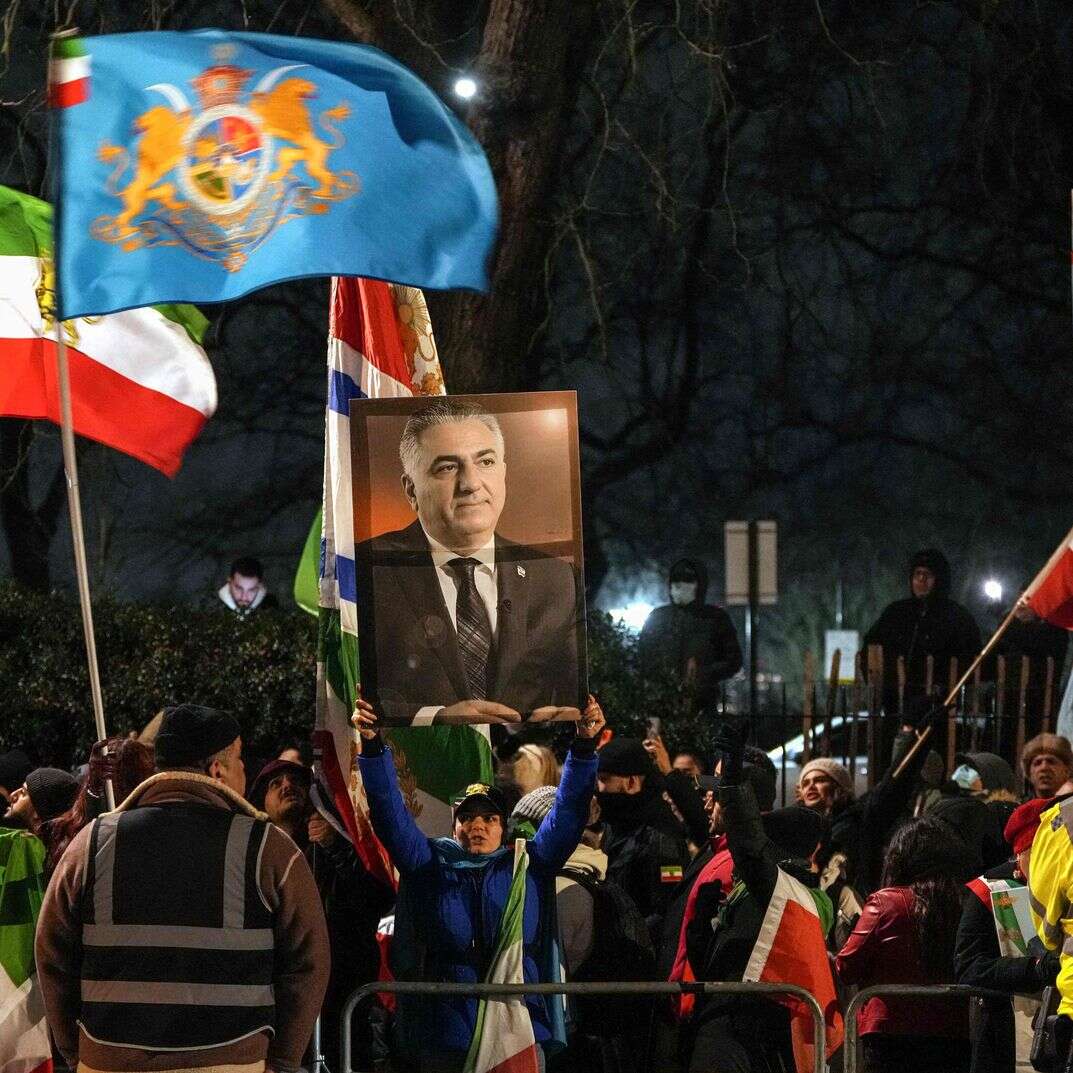 הפגנות נגד המשטר האיראני מול שגרירות איראן בלונדון | AFP