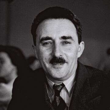 ראש ממשלת הצללים דף הבית | פין הנס - לע"מ