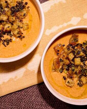 מרק שום ולחם | לורן בולבין/הוושינגטון פוסט