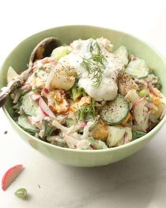 סלט צנונית ושמנת חמוצה | אפרת ליכטנשטט