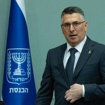 שר החוץ גדעון סער | יונתן זינדל, פלאש 90