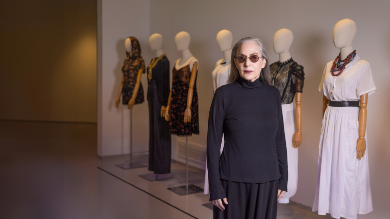 ברבור שחור | לירון מולדובן