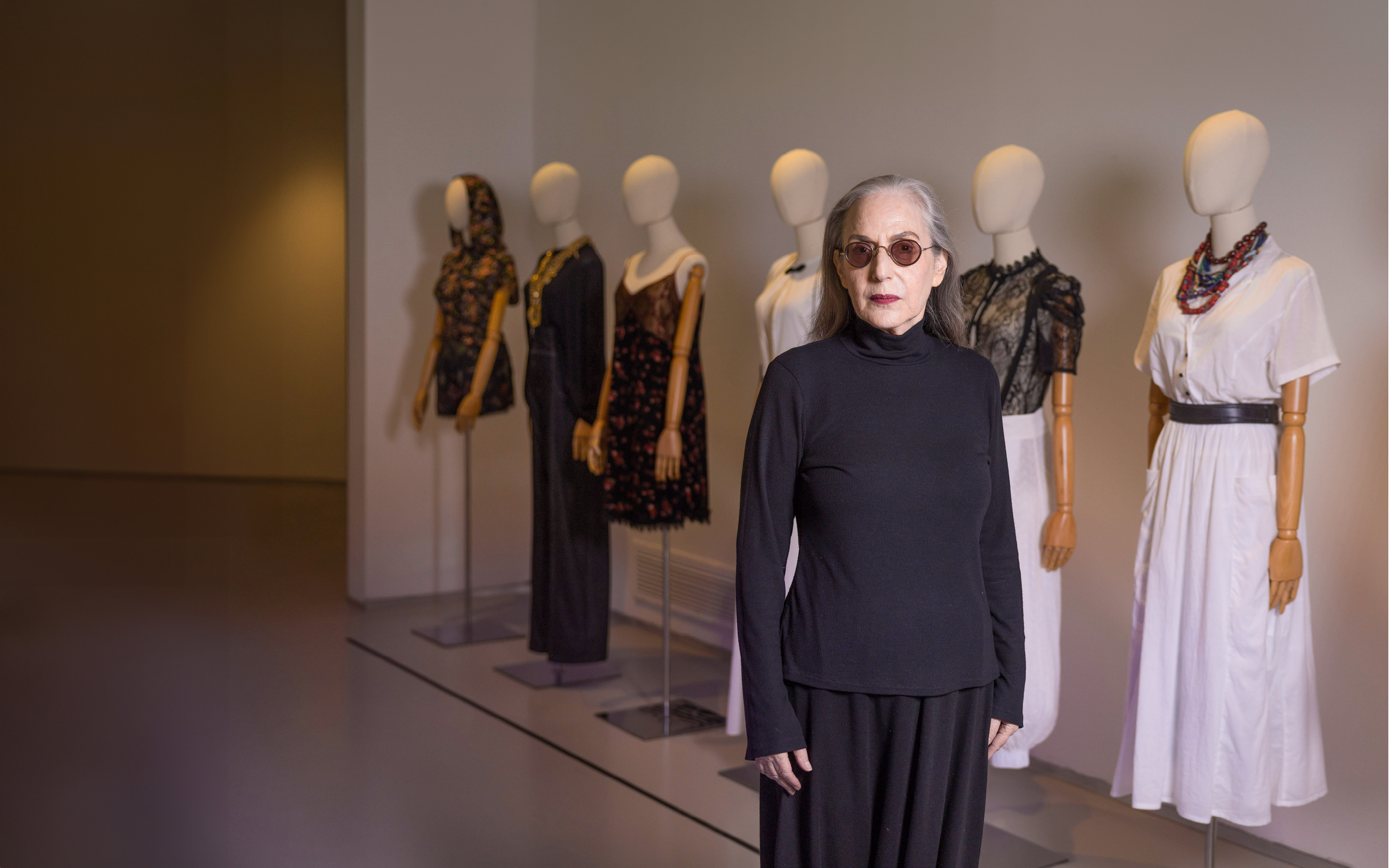 ברבור שחור | לירון מולדובן