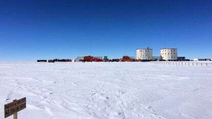 תחנת קונקורדיה, שם נבנה מקלט זיכרון הקרח באנטארקטיקה עבור ליבות קרח | AP