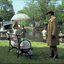 עיסוק־היתר בנראות נועד למתוח ביקורת על הרגלי הזיוף של הבורגנות. מתוך הסרט "עידן התמימות" | באדיבות יס