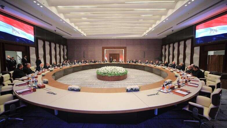 נציגים פלסטינים ומצרים בדיונים בקהיר על בחירת הוועדה הטכנית לניהול הרצועה, השבוע | EPA