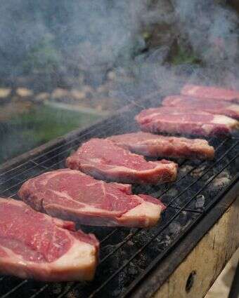 מנגל ביום העצמאות בקצרין | מיכאל גלעדי/Flash90