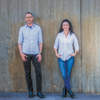 אהבה תחת אש דף הבית | אריק סולטן אהבה תחת אש דף הבית | אריק סולטן