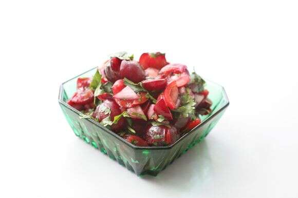 סלסת דובדבנים | אפרת ליכטנשטט