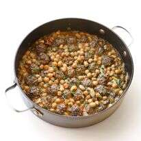 קציצות בשר במנגולד וחומוס של סירי שישי | אפרת ליכטנשטט