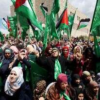 חגיגות ניצחון לתא הסטודנטים של חמאס באוניברסיטת ביר זית, 2015 | REUTERS/Mohamad Torokman