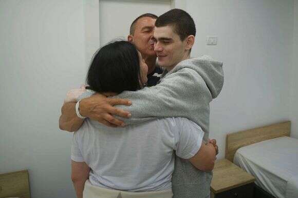 הורידו פרופיל. עם ההורים ביום השחרור | דובר צה"ל