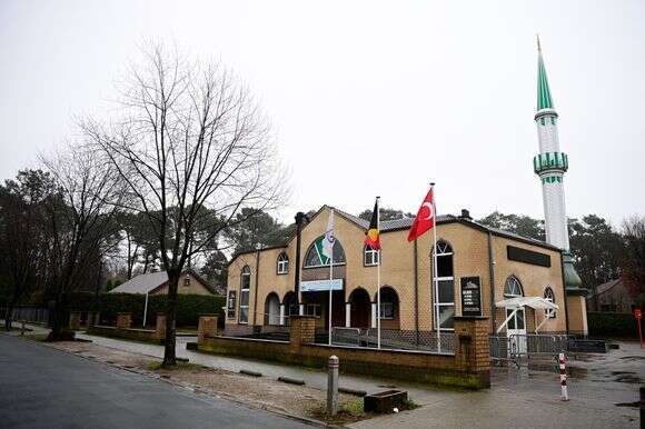 החוליה החלשה ביותר ביבשת. מסגד טורקי בבלגיה | איי.אף.פי