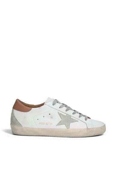 GOLDEN GOOSE ניתן להשיג בפקטורי 54, 1990 ש"ח | באדיבות המותג GOLDEN GOOSE ניתן להשיג בפקטורי 54, 1990 ש"ח | באדיבות המותג