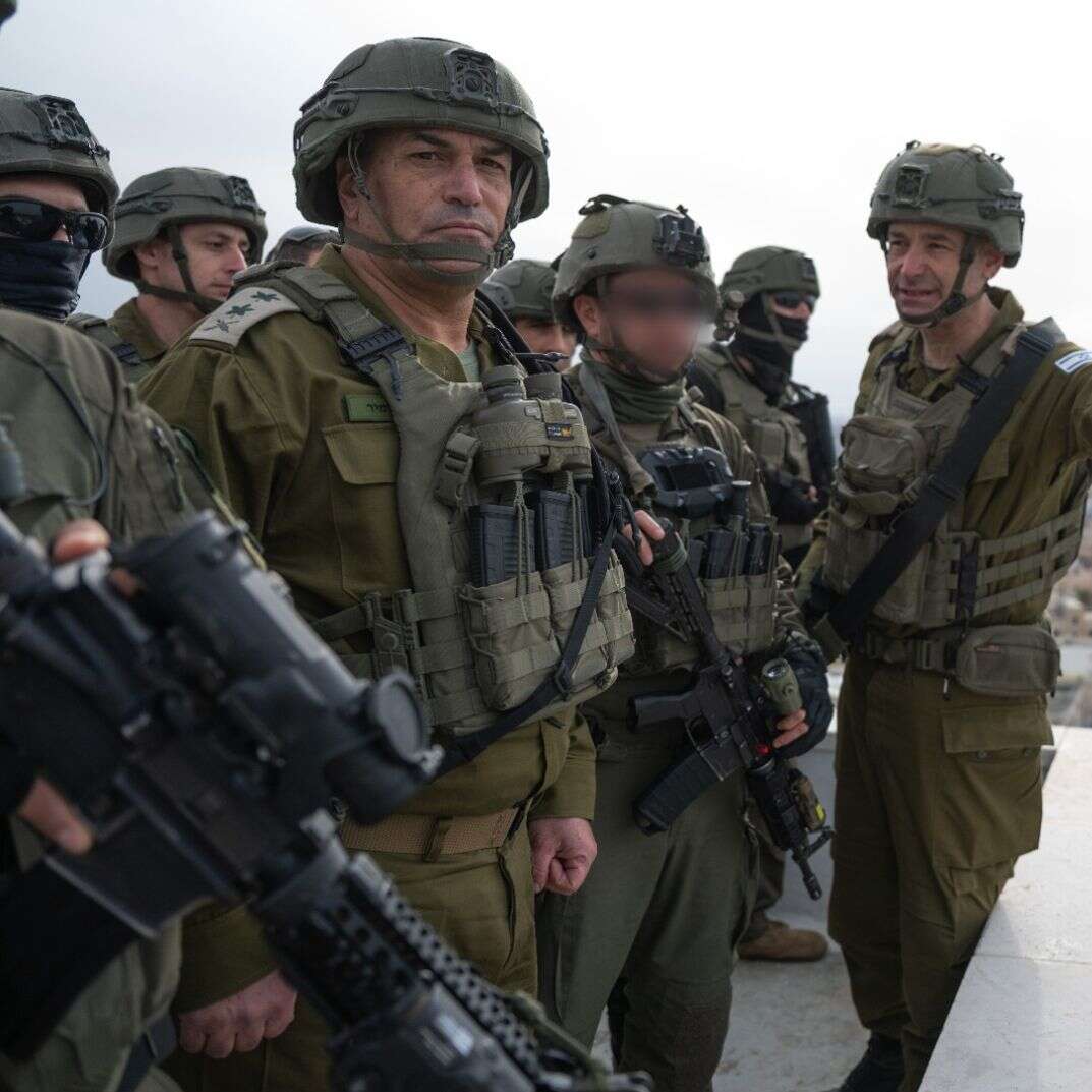 הרמטכ"ל זמיר בביקור בחברון | דובר צה"ל הרמטכ"ל זמיר בביקור בחברון | דובר צה"ל