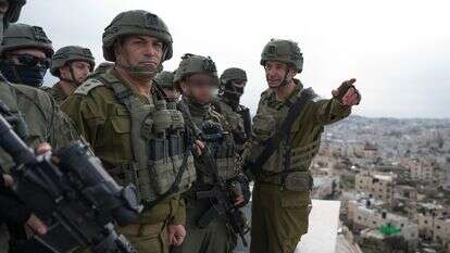 הרמטכ"ל זמיר בביקור בחברון | דובר צה"ל הרמטכ"ל זמיר בביקור בחברון | דובר צה"ל