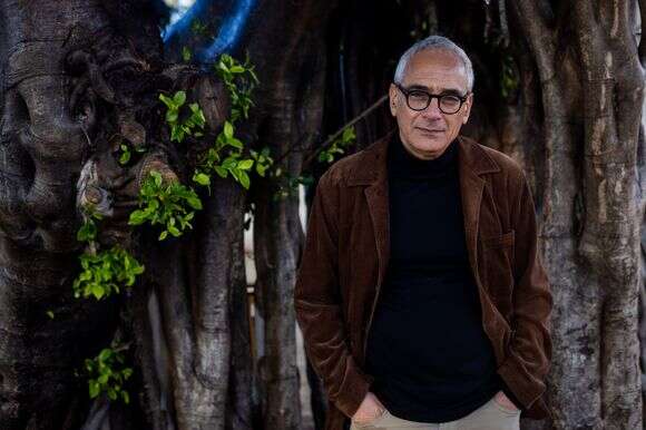 "הפרעה נפשית קשה היא הרבה יותר חזקה 
מכל מציאות קיימת". פרופ' מנדלוביץ | אריק סולטן