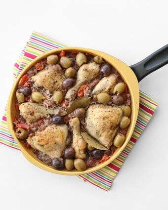 עוף ואורז בסיר אחד: הקלאסיקה שתמיד מצליחה | אפרת ליכטנשטט עוף ואורז בסיר אחד: הקלאסיקה שתמיד מצליחה | אפרת ליכטנשטט