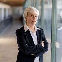 אני נותנת לאירופה חמש שנים דף הבית | נעמה שטרן