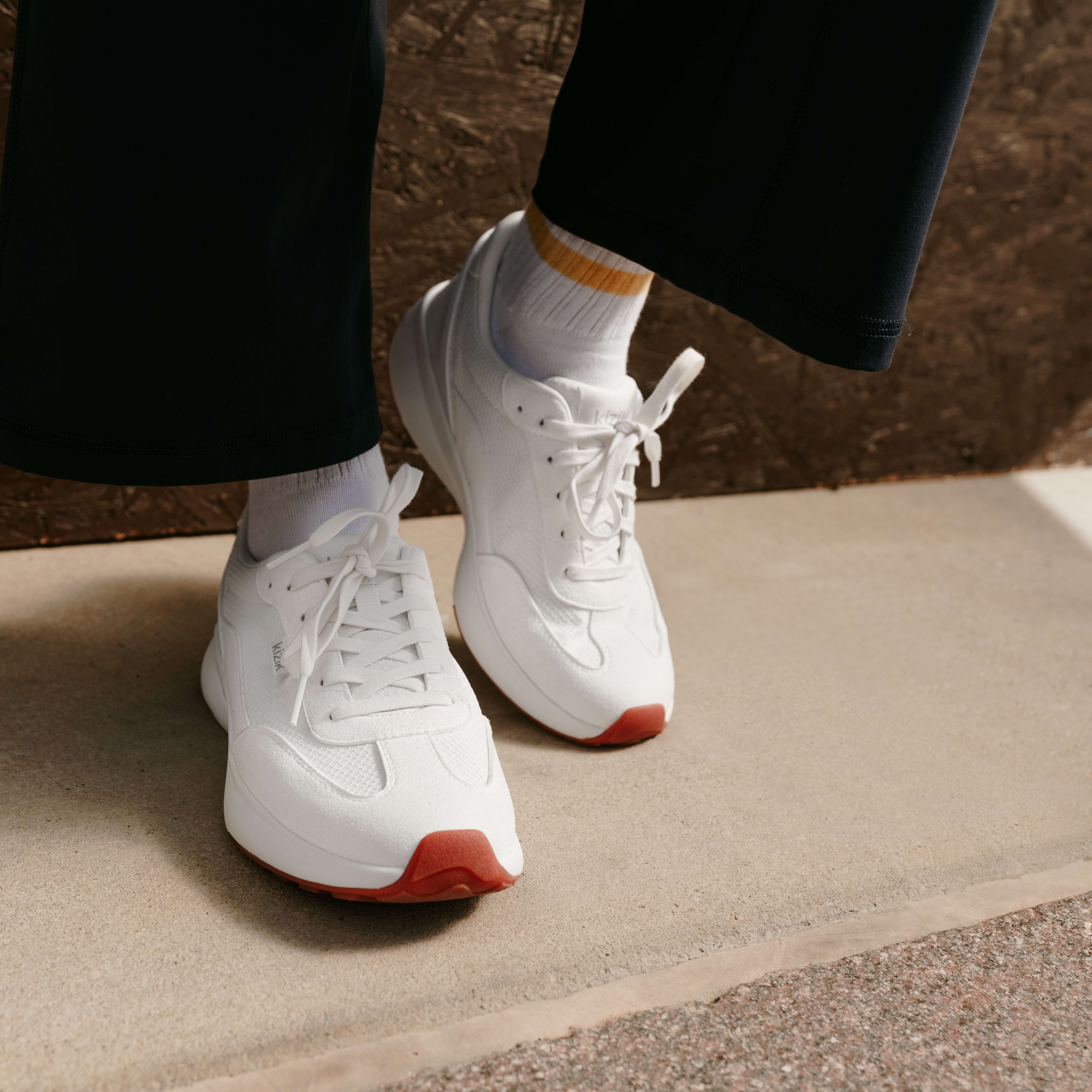 נעלי קיזיק דגם שרלוט | יחצ חול