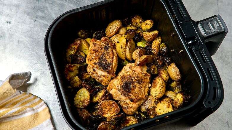 עוף בסיר טיגון ללא שמן | פגי קורמרי עבור הוושינגטון פוסט