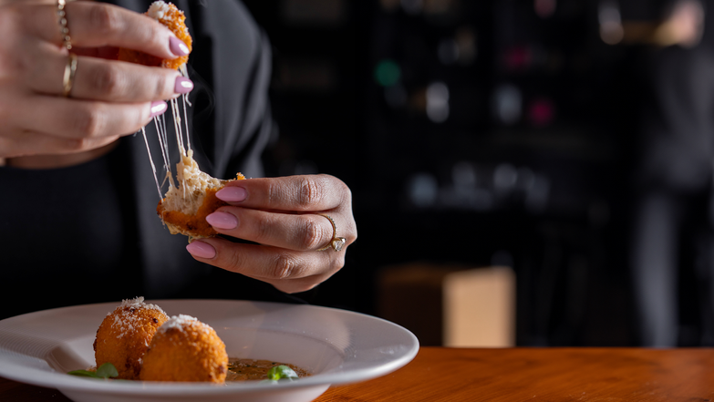 איטליה הקטנה | עוז אוחיון