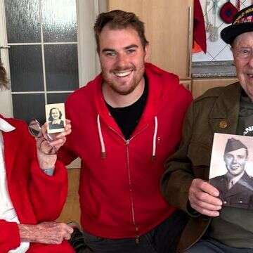 ירי קלוץ’, שורדת השואה דיטה קראוס ויוצא מלחמת העולם השנייה הארי הומסון | ירי קלוץ’ ירי קלוץ’, שורדת השואה דיטה קראוס ויוצא מלחמת העולם השנייה הארי הומסון | ירי קלוץ’