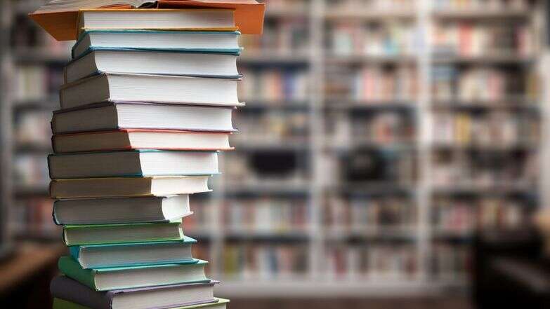 ספרים אילוסטרציה | שאטרסטוק