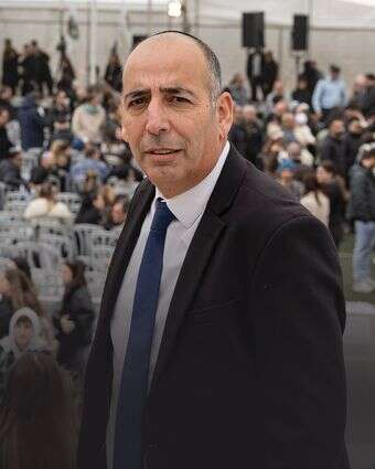 תם ולא נשלם | נעמה שטרן