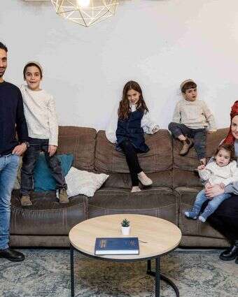 משפחת נסימיאן, דולב | נעמה שטרן