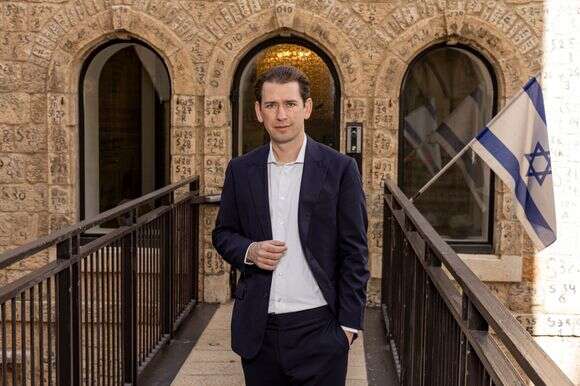 סבסטיאן קורץ | נעמה שטרן