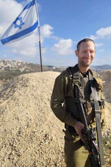 עשהאל באב"ד ז"ל. אחרי הפציעה הספיק להיות בבית שבת אחת | דובר צה"ל