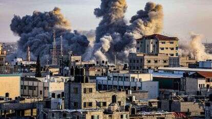 תקיפת חיל האוויר בדרום רצועת עזה. אילוסטרציה | עבד רחים חטיב, פלאש 90