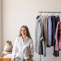 מוכרת לי מפעם | אבישג שאר־ישוב