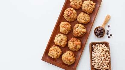 עוגיות חומוס ושוקולד צ'יפס | אפרת ליכטנשטט עוגיות חומוס ושוקולד צ'יפס | אפרת ליכטנשטט