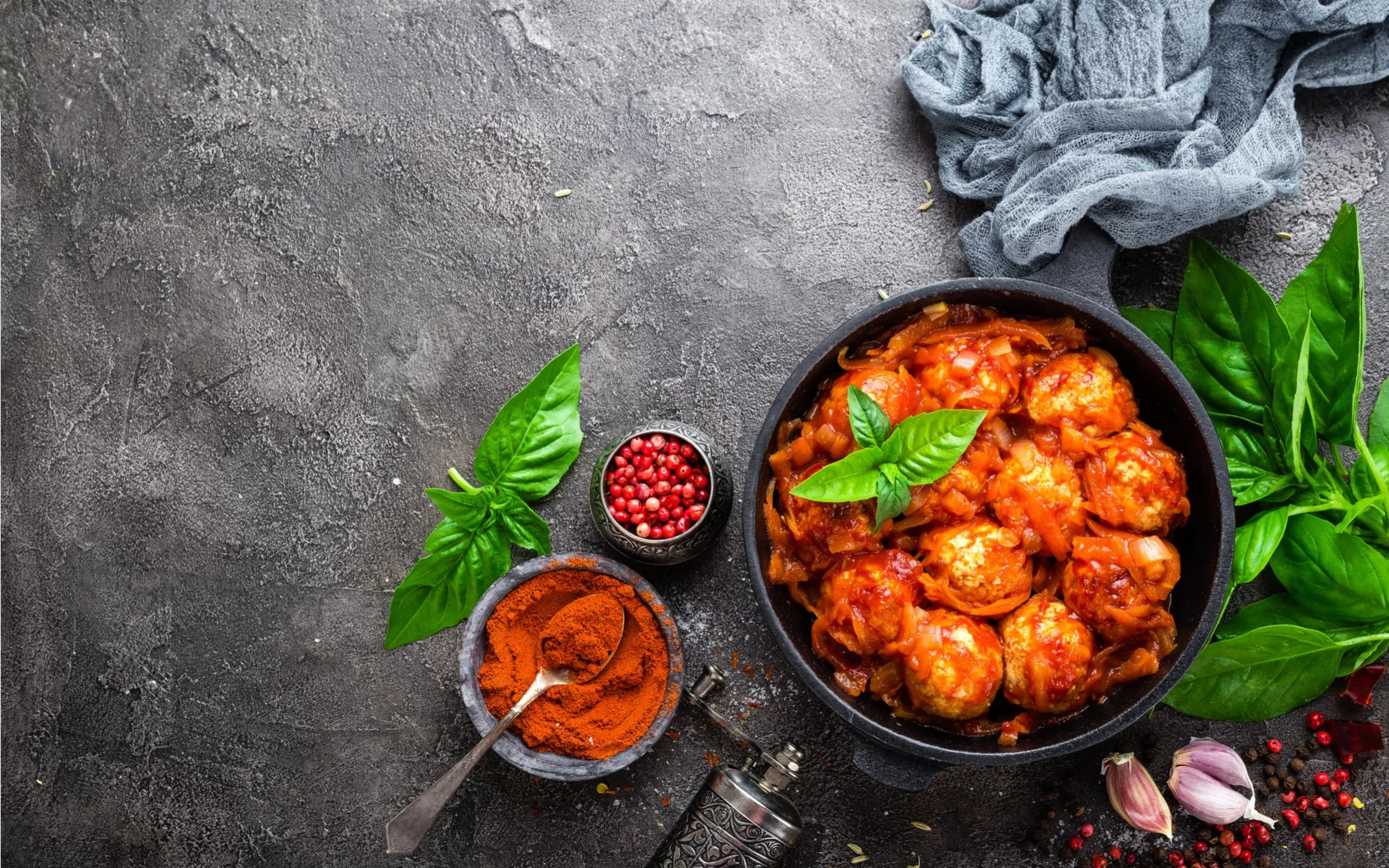 כך אוכלים השותלים | יח"צ