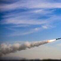 "איום הטילים והזווית הסינית": האם מערכות ההנחיה של טהראן השתדרגו? טיל של חיל הים של משמרות המהפכה | EPA "איום הטילים והזווית הסינית": האם מערכות ההנחיה של טהראן השתדרגו? טיל של חיל הים של משמרות המהפכה | EPA