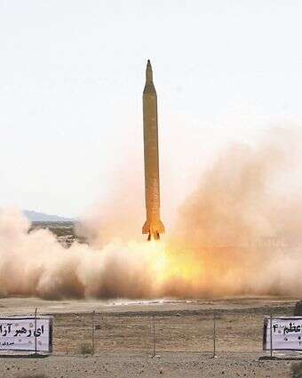 איום הטילים האיראני על ישראל ונושאות המטוסים של ארה"ב בגיבוי טכנולוגיה סינית. שיגור טיל שיהאב 3 איראני | EPA