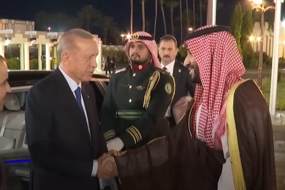 ארדואן נפגש עם יורש העצר הסעודי מוחמד בן סלמאן, ארכיון | צילום מסך מיוטיוב