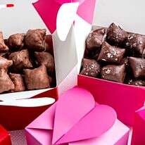 בייגלה מצופים שוקולד | סקוט סוצ'מן עבור הוושינגטון פוסט בייגלה מצופים שוקולד | סקוט סוצ'מן עבור הוושינגטון פוסט