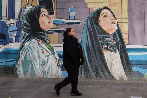 זכויות נשים באיראן | ATTA KENARE / AFP